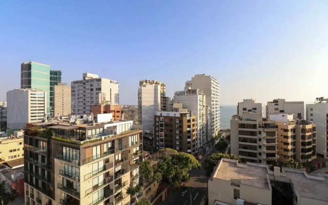 w Divine 3BR w Balcony Near Larcomar