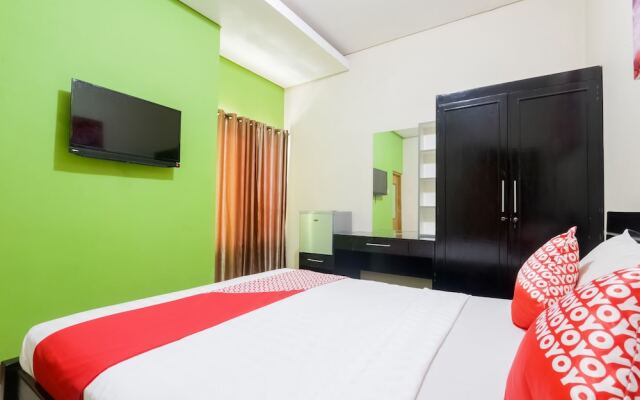 D'waru Homestay Syariah by OYO Rooms