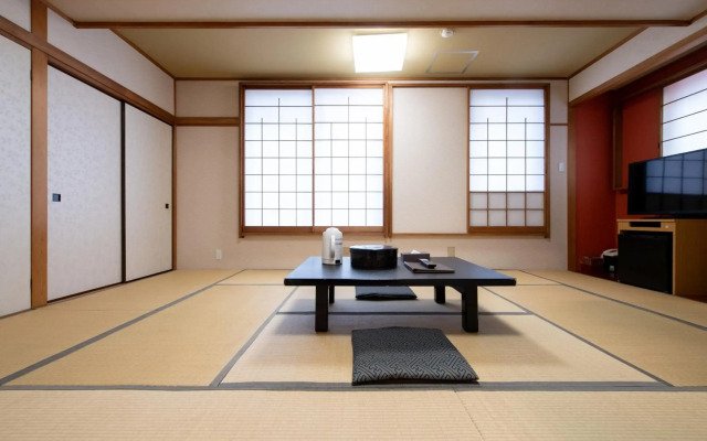 Ueno First City Hotel