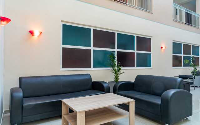 Atrium Hotel