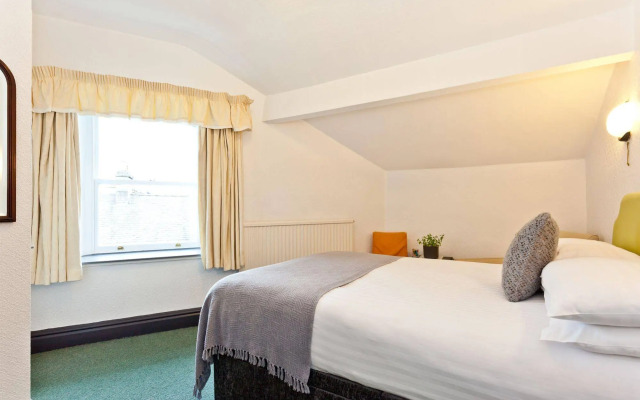Lyndhurst Guest House