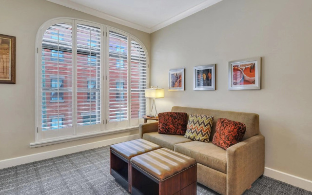Staybridge Suites Savannah Historic District by IHG