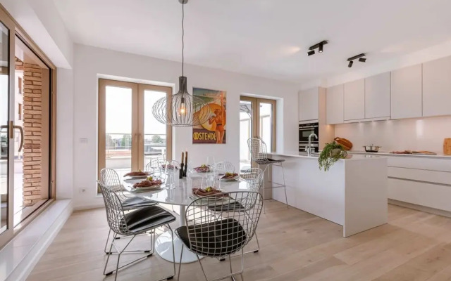 Beautifully Decorated Apartment Close to the sea