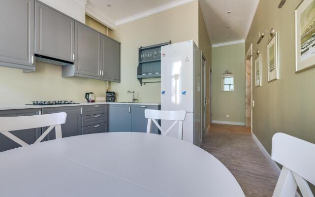 Sutki Rent (Сутки Рент) у Авроры