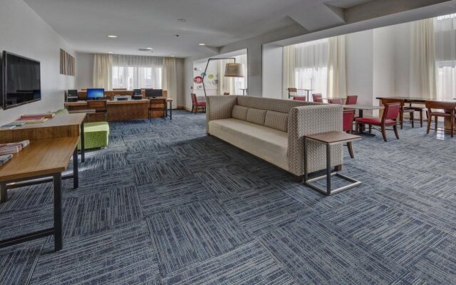 Holiday Inn Express & Suites London by IHG