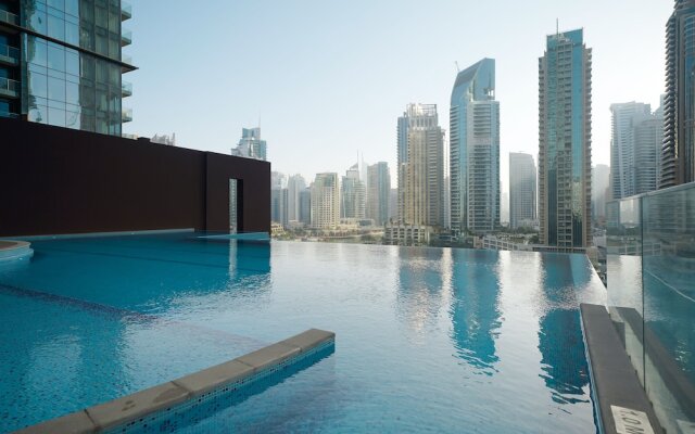 Tranquil 2BR Haven in Heart Dubai Marina