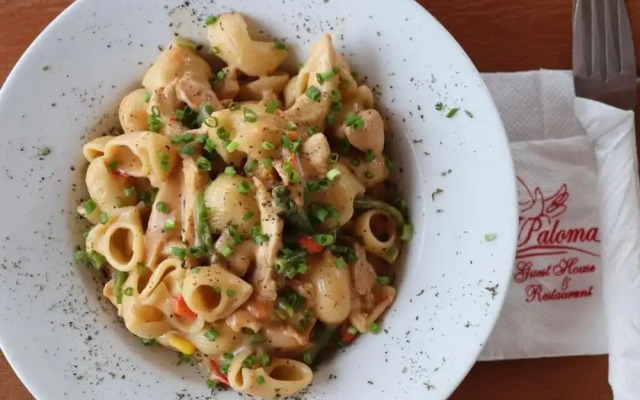 Paloma Guest House & Restaurant