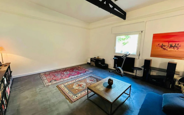 L Atelier du Centre Cath Drale