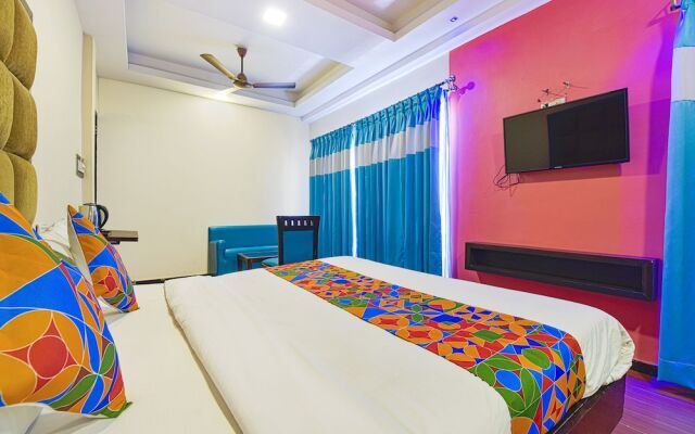 Telikos Silver by Fabhotel