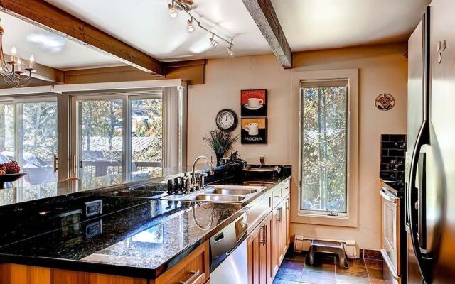 Woodbridge Condos by Snowmass Vacations