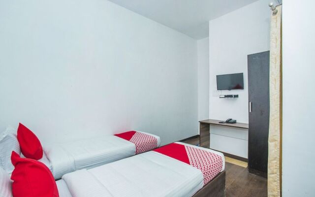 OYO 13934 Shri Krishna Hometel