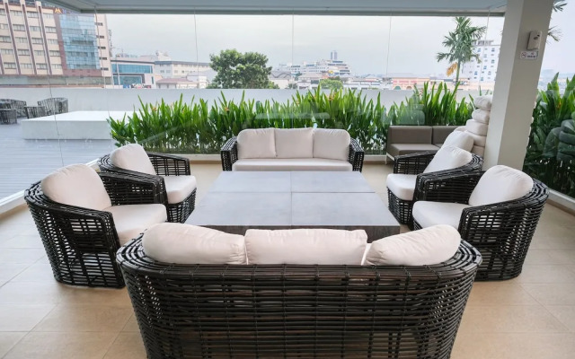 Lovina Residences at Harbour Bay