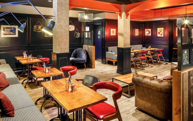 ibis Manchester Centre 96 Portland Street