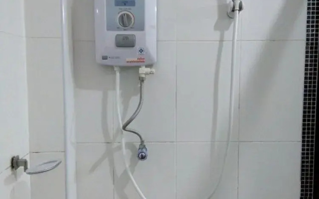 Naris Phuview Resort