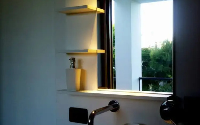 Private Room With Bathroom And Pool