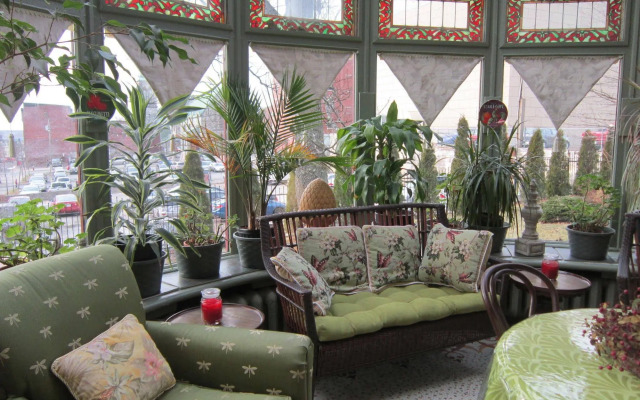 Chipman Hill Suites on Sydney