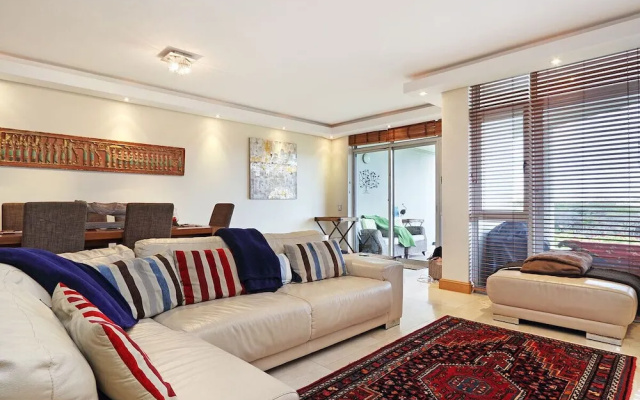 Dolphin Beach E5