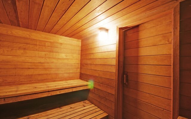 Tennis Townhomes 1323