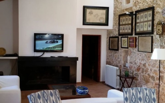 106644 - Villa in Sa Pobla