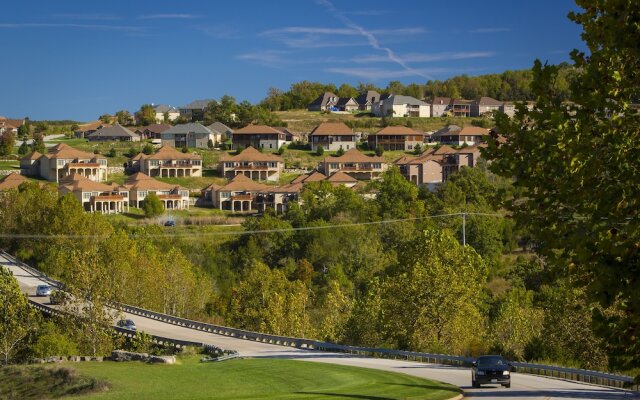 Branson Bluffs Retreat by RedAwning