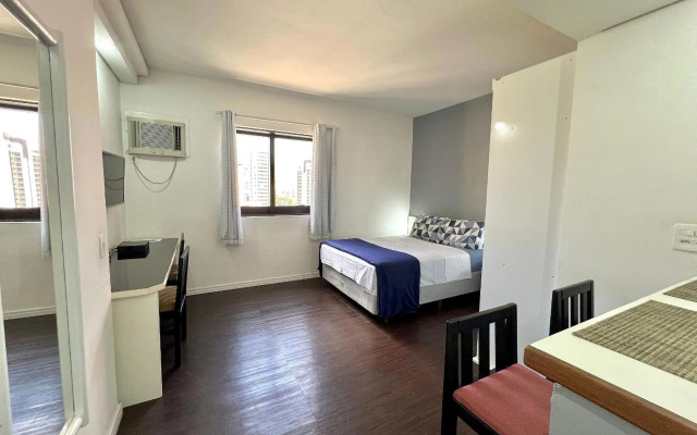 Estúdio QI Ibirapuera cozinha compacta e limpeza diária UH2011