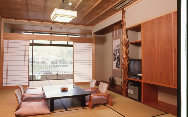 Yuttarino-Sato Inaka – Guest Rooms – Achi