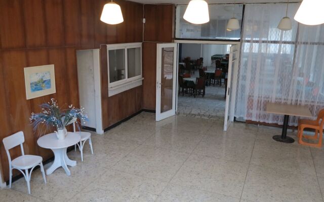 Hotel Tango