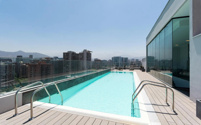 Uptown Wood - 1BR Parking Wifi Mall Pool