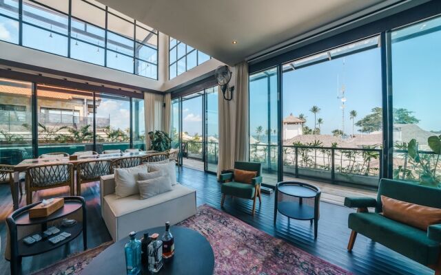Penthouse Sunset Seabreeze