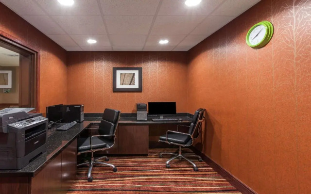 Wingate By Wyndham Tulsa