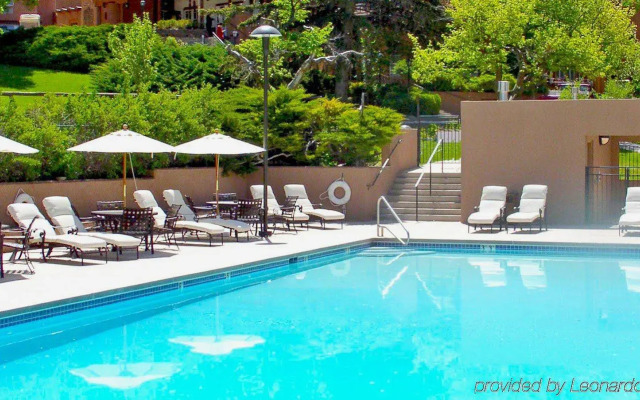 Bishop's Lodge Auberge Resorts Collection
