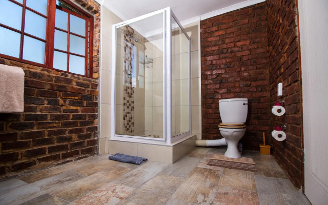 Storms River Guest Lodge