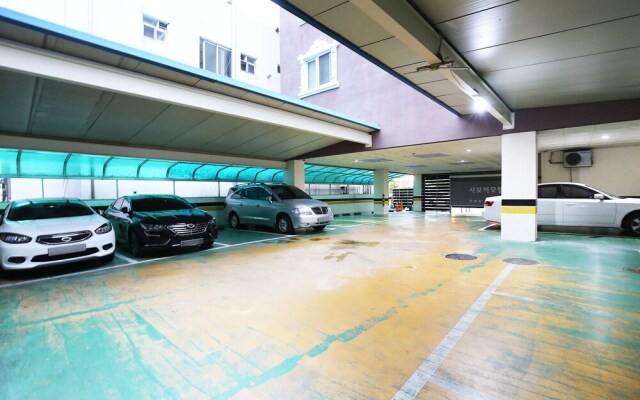Daejeon Yongjeon Savoy