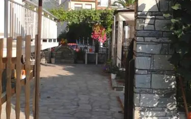 Patra Rooms Skala Prinou