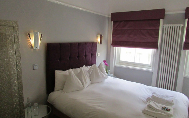 The Oriental - Guest House