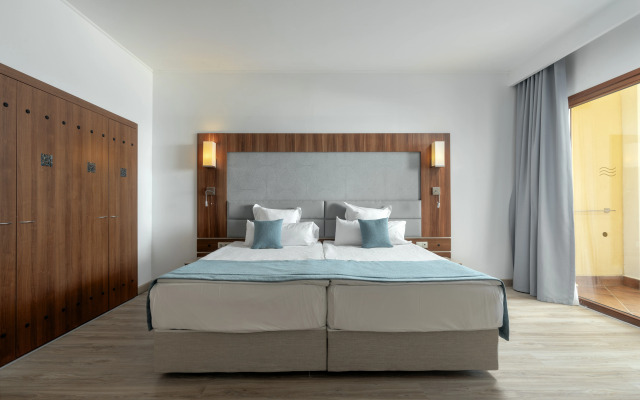 Alua Helios Bay - All Inclusive