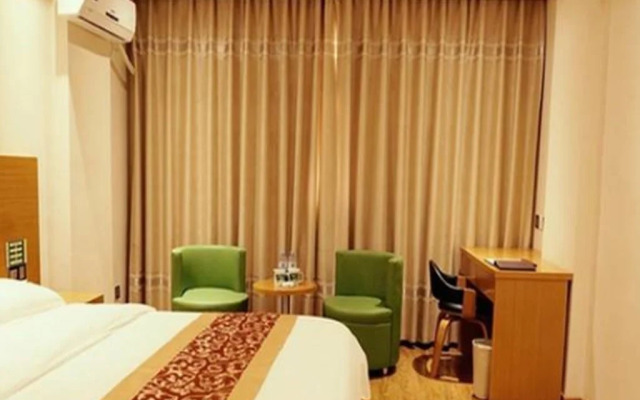 GreenTree Inn Huanzhu(S)Rd.Transit  Center Express