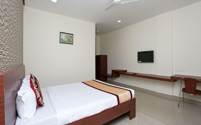 OYO 10271 Hotel Guest INN