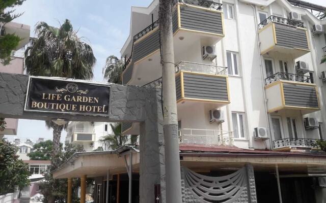 Life Garden Hotel