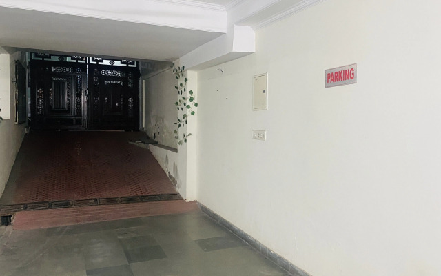 OYO 24106 Shri Raj Laxmi Palace