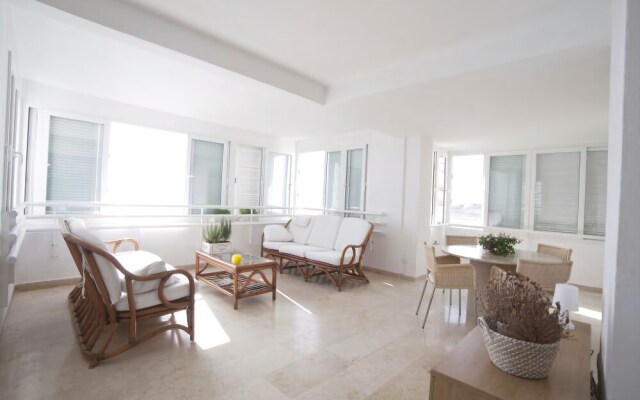 APARTAMENTOS KASA 25 - Playa Calida