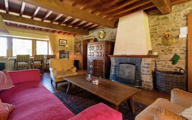 Cozy Holiday House near La Roche