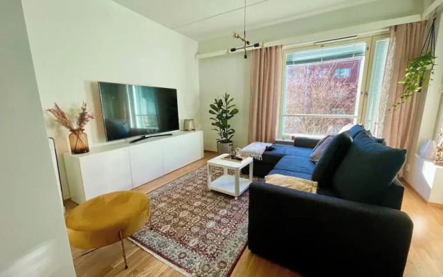 Cozy 2 Room Apartment With a Private Sauna!