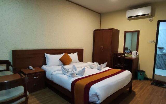 Royal Kings Hotel