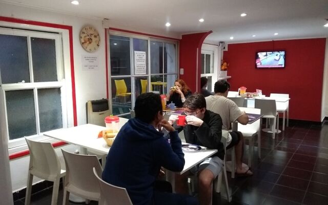 Hostel Estoril 3