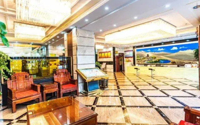 Dunhuang Yingyuan Hotel (Shazhou Night Market)