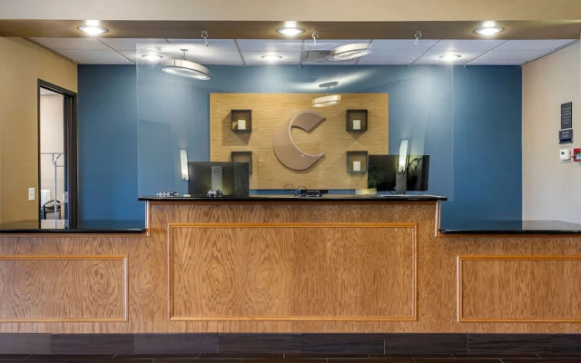 Comfort Inn & Suites Greenville Il
