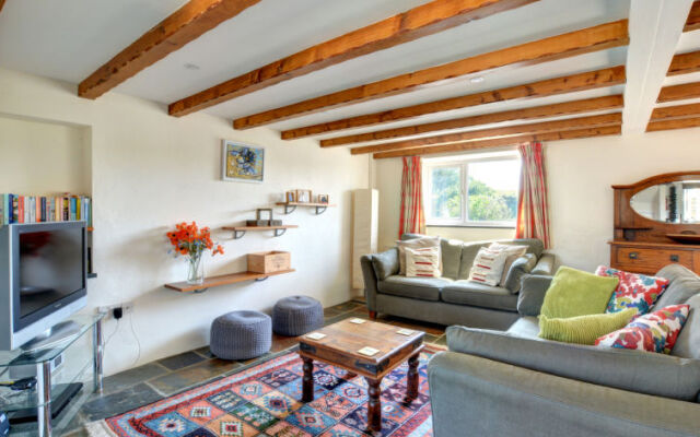 Holiday Home Halwyn