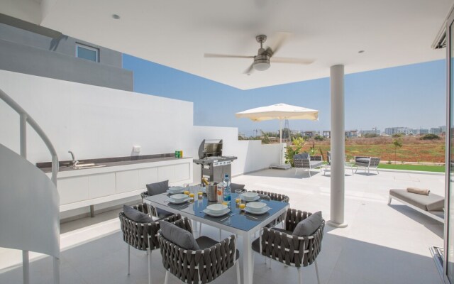 Protaras Holiday Villa Bp13