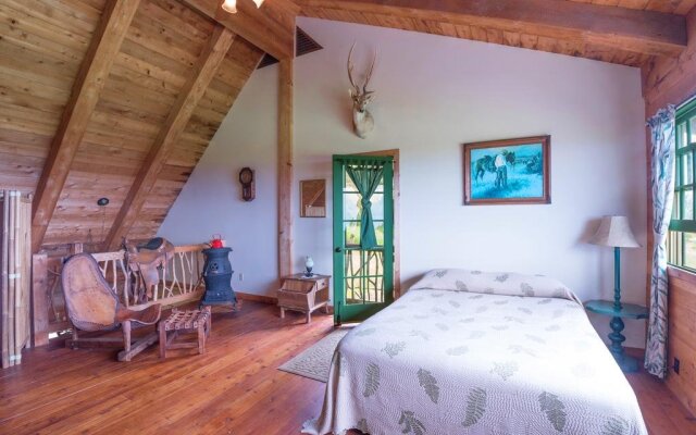 Kohala Lodge- Vacation Rental House